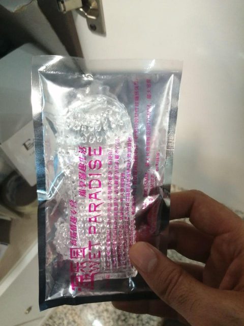 کاندوم سیلیکونی ژله ای خاردرشت داخل جعبه